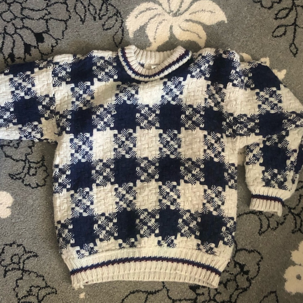 Vtg Handmade Wool Sweater